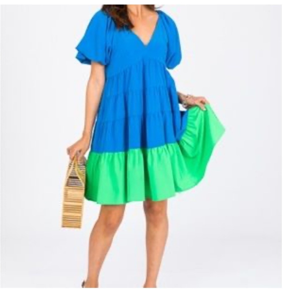 Entro‎ Blue Green Puff Sleeve V Neck Tiered Knee Length Dopamine dressing